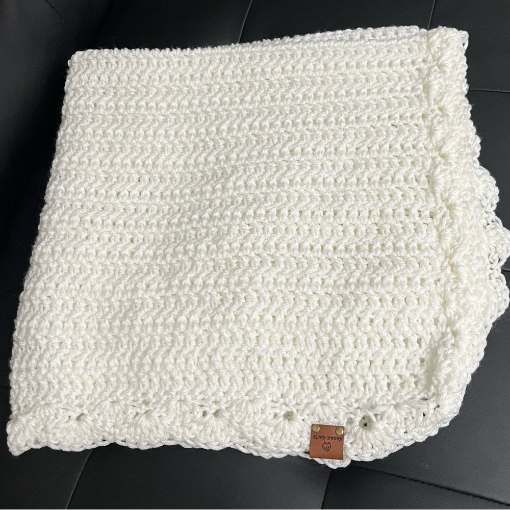 NWT Baby Receiving Blanket Afghan. White. Handmade Crochet. Perfect Shower Gift - Picture 1 of 3